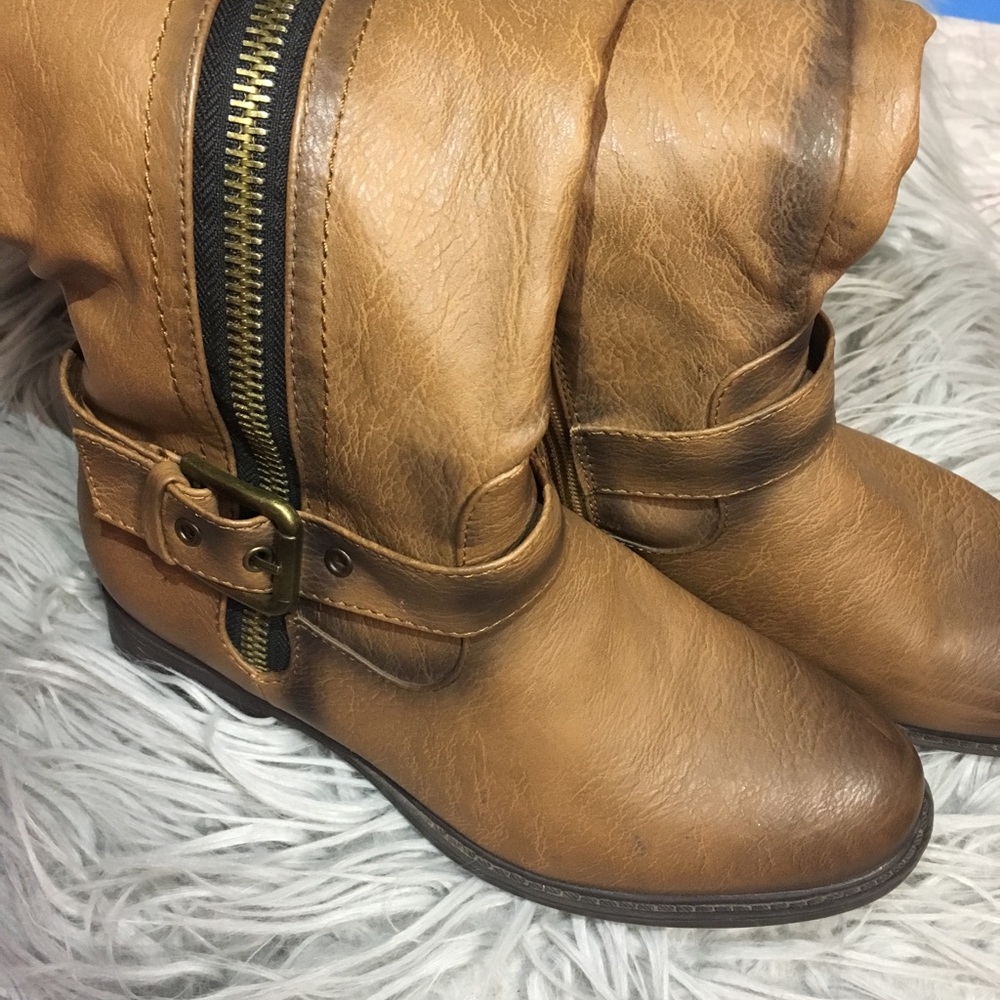 Moto boots